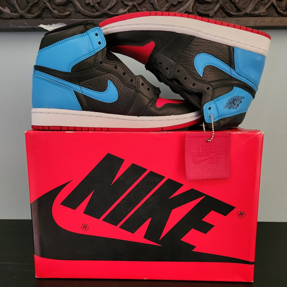 New Womens Nike Jordan 1 High NC to Chicago Size 5.5 4Y